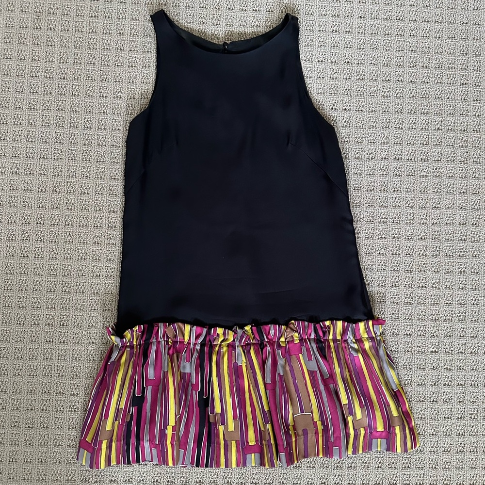 Leona shift dress size 4